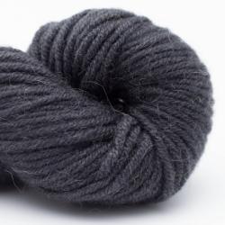 Nomadnoos Dry Desert Camel 8-ply aran handspun heart and coal (dark grey)